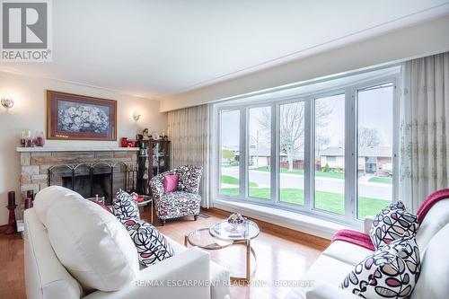 52 Maple Drive, Hamilton, ON - Indoor Photo Showing Living Room With Fireplace