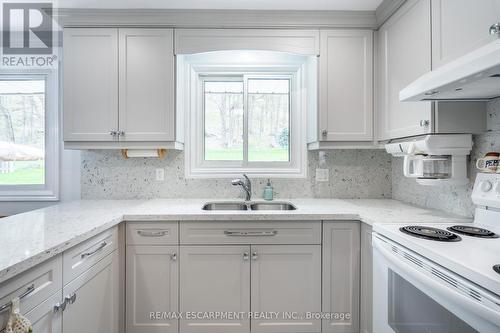 52 Maple Drive, Hamilton, ON - Indoor Photo Showing Kitchen With Double Sink