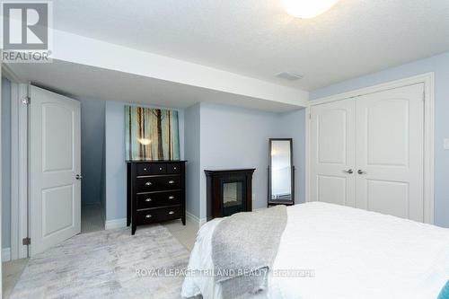 8 - 1 St Johns Drive, Middlesex Centre, ON - Indoor Photo Showing Bedroom