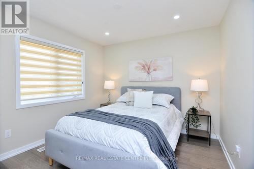 123 Bedrock Drive, Hamilton, ON - Indoor Photo Showing Bedroom
