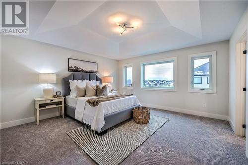 260 Crestview Drive, Middlesex Centre, ON - Indoor Photo Showing Bedroom