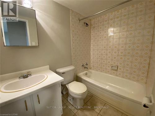 507 - 1105 Jalna Boulevard, London, ON - Indoor Photo Showing Bathroom