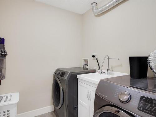 14-2210 Sooke Rd, Colwood, BC - Indoor Photo Showing Laundry Room
