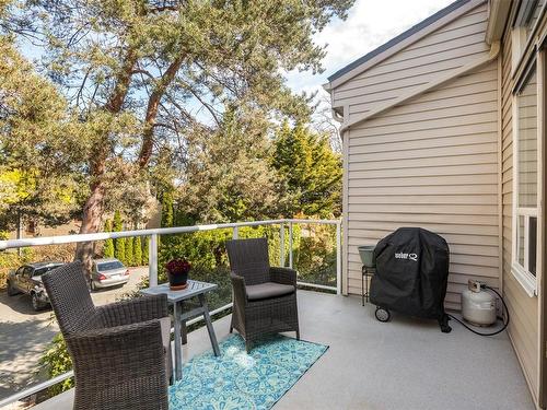 21-1030 Hulford St, Saanich, BC - Outdoor With Deck Patio Veranda With Exterior