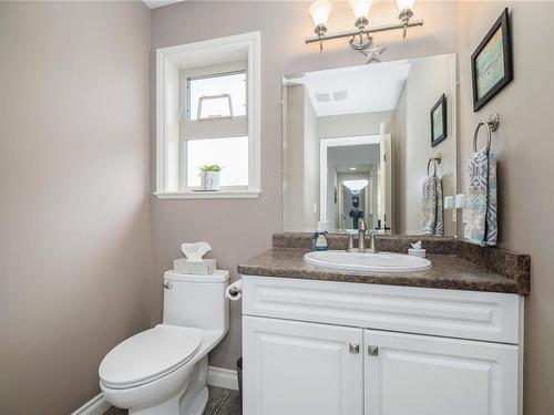 2828 Cascara Cres, Courtenay, BC - Indoor Photo Showing Bathroom