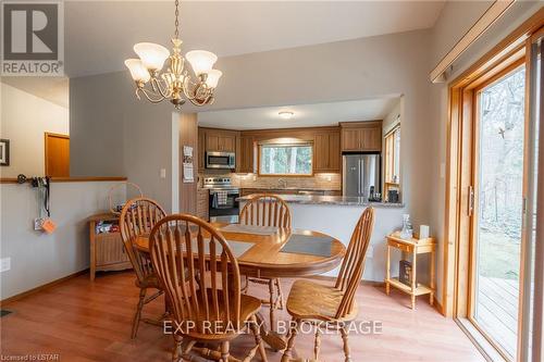 10288 Riverside Drive, Lambton Shores (Grand Bend), ON - Indoor Photo Showing Dining Room