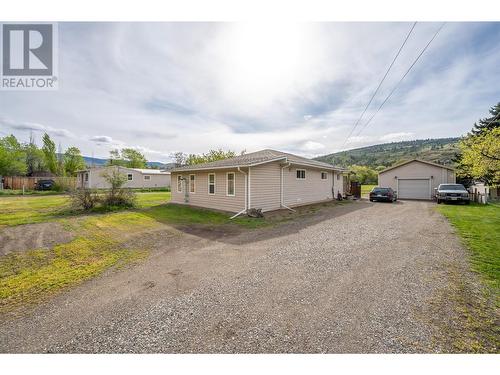 5471 Sawmill Road, Oliver, BC - Outdoor