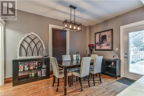 250 Briscoe Street E, London, ON - Indoor Photo Showing Dining Room