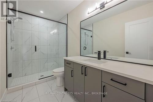 119 Optimist Drive, Southwold, ON - Indoor Photo Showing Bathroom