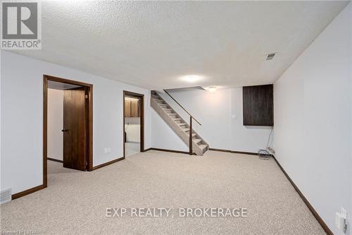 22264 Adelaide Street, Strathroy-Caradoc, ON - Indoor Photo Showing Other Room