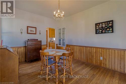 184 Mill Street, North Middlesex, ON - Indoor Photo Showing Dining Room