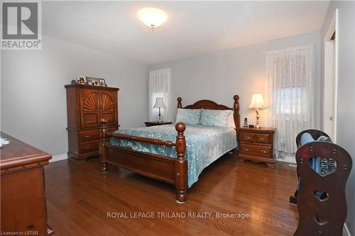 18 Winona Road, Middlesex Centre, ON - Indoor Photo Showing Bedroom