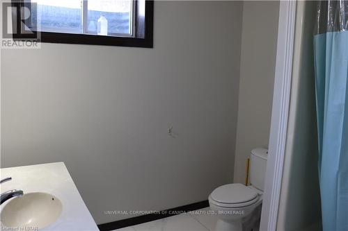 8180 Owl Cage Road, Bayham, ON - Indoor Photo Showing Bathroom