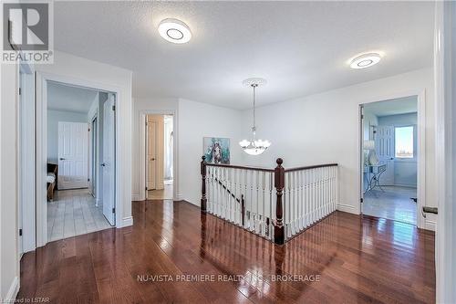 815 Apricot Drive, London, ON - Indoor Photo Showing Other Room