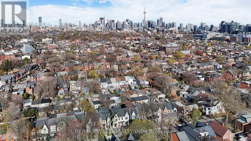 129 Beaconsfield Avenue, Toronto, ON - Outdoor With View