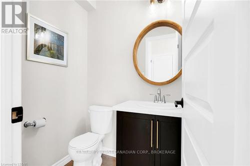 429 George Street, Central Elgin (Port Stanley), ON - Indoor Photo Showing Bathroom