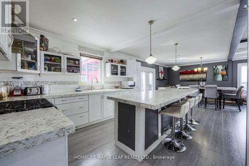 487412 30Th Sideroad, Mono, ON - Indoor Photo Showing Kitchen With Upgraded Kitchen