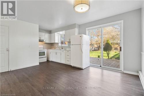 509 Osgoode Dr, London, ON - Indoor Photo Showing Kitchen