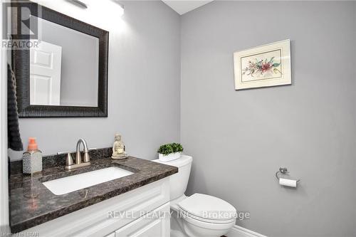 3984 Malpass Road, London, ON - Indoor Photo Showing Bathroom