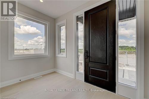 6521 Royal Magnolia Avenue, London, ON - Indoor Photo Showing Other Room