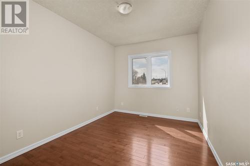 1 211 20Th Street W, Prince Albert, SK - Indoor Photo Showing Other Room