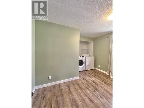 1110 N Twelfth Avenue, Williams Lake, BC - Indoor Photo Showing Laundry Room