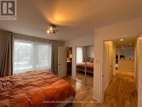 1249 Indian Road, Mississauga, ON - Indoor Photo Showing Bedroom