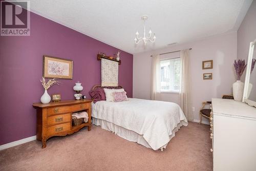 2371 Simpson Pit Road, Round Lake Centre, ON - Indoor Photo Showing Bedroom