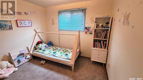 1628 Barton Drive, Prince Albert, SK - Indoor Photo Showing Bedroom