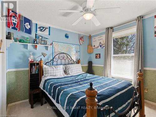 226 Memorial Drive, Brantford, ON - Indoor Photo Showing Bedroom