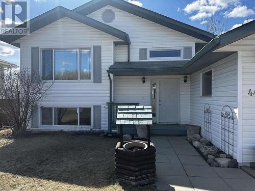 4425 Heritage Crescent, Fort Nelson, BC - Outdoor