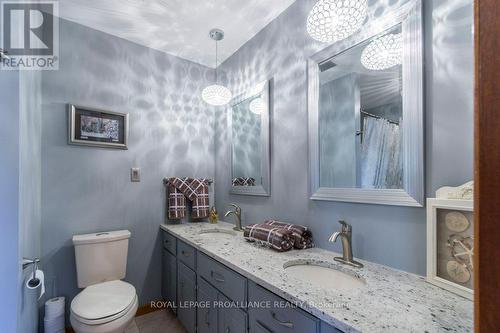 50 Greenfield Park, Belleville, ON - Indoor Photo Showing Bathroom