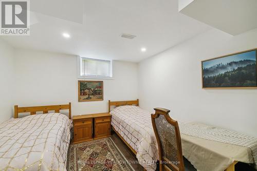 Bsmt - 5651 Turney Drive, Mississauga, ON - Indoor Photo Showing Bedroom