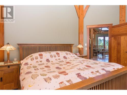 4750 Lakehill  Road, Windermere, BC - Indoor Photo Showing Bedroom