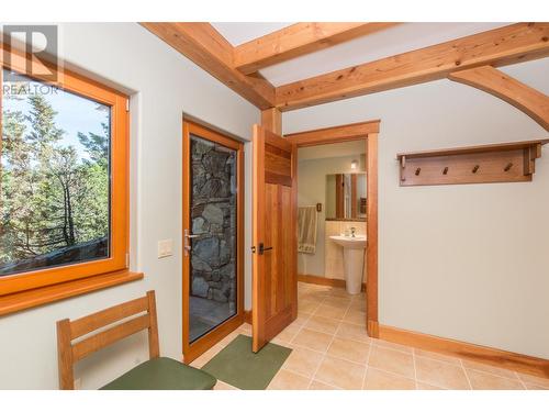 4750 Lakehill  Road, Windermere, BC - Indoor Photo Showing Other Room