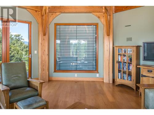 4750 Lakehill  Road, Windermere, BC - Indoor Photo Showing Other Room