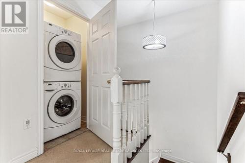 2004 Colonel William Parkway, Oakville, ON - Indoor Photo Showing Laundry Room