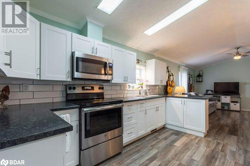 311 Dundas Street Unit# 18, Quinte West, ON - Indoor Photo Showing Kitchen