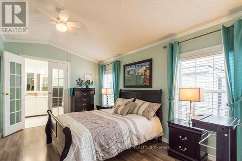 18 - 311 Dundas Street E, Quinte West, ON - Indoor Photo Showing Bedroom