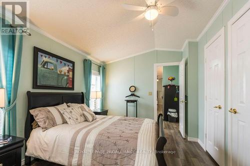 18 - 311 Dundas Street E, Quinte West, ON - Indoor Photo Showing Bedroom