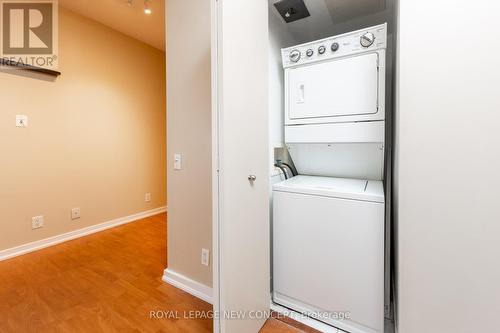 1803 - 30 Canterbury Place, Toronto, ON - Indoor Photo Showing Laundry Room