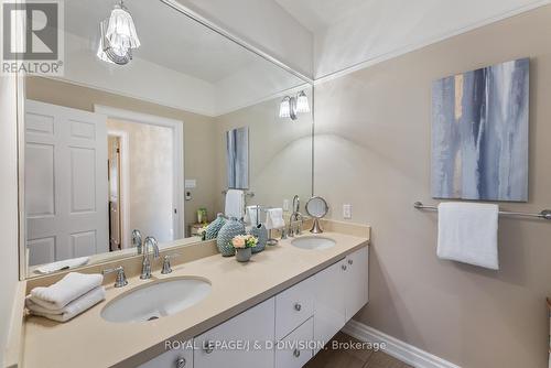 52 Strathgowan Avenue, Toronto, ON - Indoor Photo Showing Bathroom