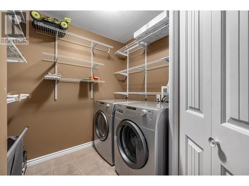 5666 Lynes Road, Falkland, BC - Indoor Photo Showing Laundry Room