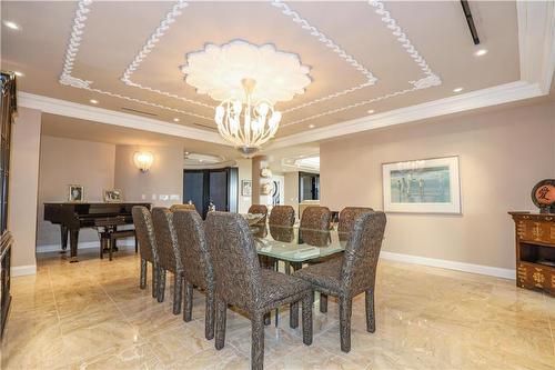 700 1 Wellington Crescent, Winnipeg, MB - Indoor Photo Showing Dining Room