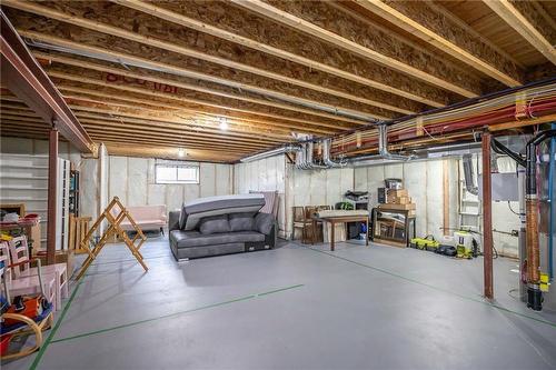 19 Carlington Crescent, Oak Bluff, MB - Indoor Photo Showing Basement