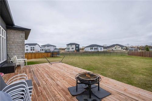 19 Carlington Crescent, Oak Bluff, MB - Outdoor With Deck Patio Veranda