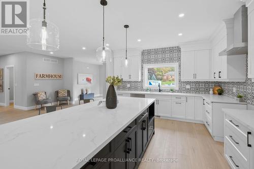 23B Percy Street, Trent Hills (Warkworth), ON - Indoor Photo Showing Kitchen With Upgraded Kitchen