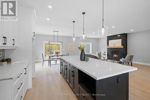 23B Percy Street, Trent Hills (Warkworth), ON - Indoor Photo Showing Kitchen With Upgraded Kitchen