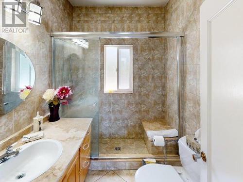 6955 Surrey Street, Powell River, BC - Indoor Photo Showing Bathroom