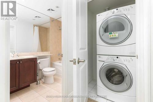 605 - 628 Fleet Street, Toronto, ON - Indoor Photo Showing Laundry Room